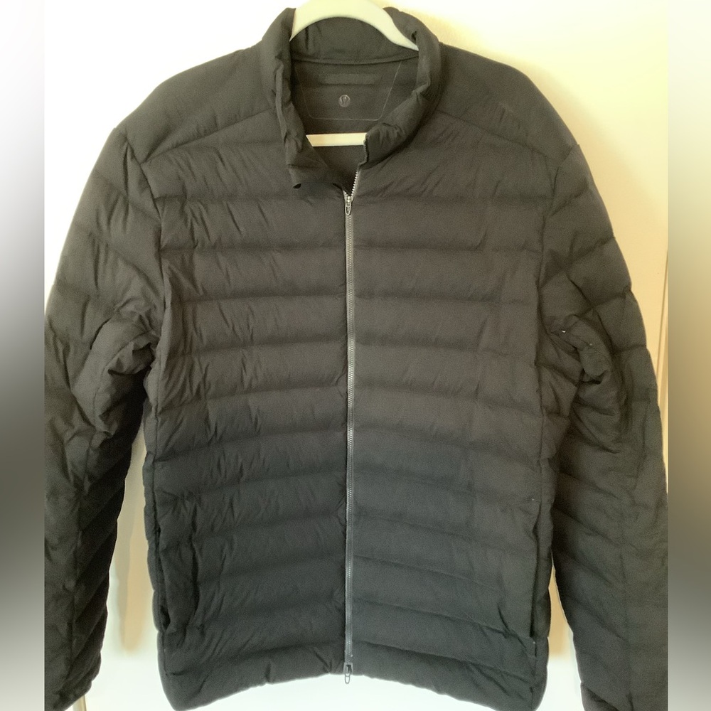 MINT MENS BLACK LARGE LULULEMON NAVIGATION JACKET